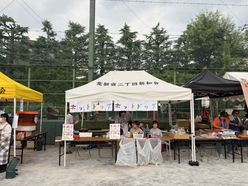 盆踊り大会にホットドッグ屋を出店しました